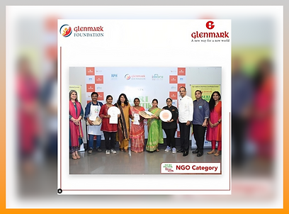 c5cd7b_7d03df5e9fe540518014115a4698d0be~mv2